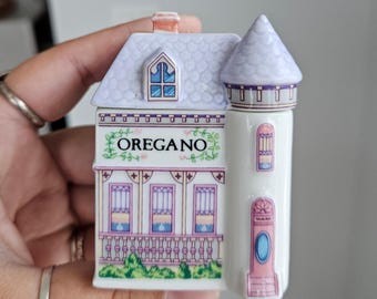 Vintage Oregano-Glas von Lenox Spice Village aus dem Jahr 1989 | Originale Porzellan-Ersatzdose der ersten Auflage | Küchendekoration im Cottagecore-Stil der 80er Jahre