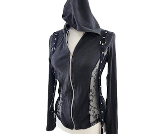Rara felpa vintage originale Royal Bones by Daang 100% cotone Alt Goth Raver con zip, dettagli in pizzo e occhielli, taglia L