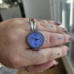 Äkta justerbar vintageklocka med fungerande batteri