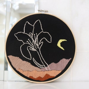 Southwestern embroidery hoop art|Desert embroidery art|Botanical embroidery art|Modern Abstract embroidery|Nature Landscape embroidery