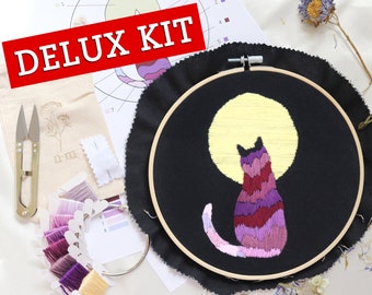 Modern embroidery KIT Cat and the Moon, beginner embroidery kit, stitching diy kit, cat embroidery diy art, cat person gift, embroidery gift