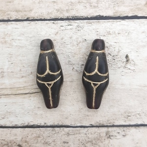 Rustic Tribal Goddess Venus of Willendorf Beads, Czech Glass in Dark Purple  24x10mm, Ancient Fertility Goddess Beads, 2 pieces