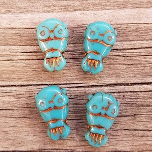 Rustic Earthy Owl Beads, Czech Glass in Turquoise, 18x11mm, 4 pieces, Jewelry Making Supply
