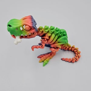 making it fun and interactive. BENEFITS FOR ADHD, AUTISM, AND STRESS RELIEF: The flexible nature of the dinosaur makes it easy to manipulate and fidget with, which can be helpful for individuals with ADHD, autism, or anxiety.