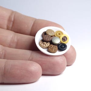 11 Piece Cookies/Biscuits Assortment with Plate, 1:12 Scale, Realistic Dollhouse Miniature Food, Handmade