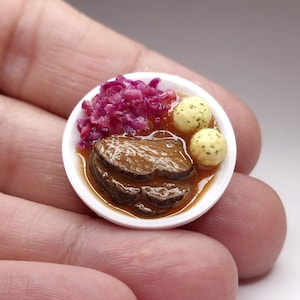 Miniature Sauerbraten with Red Cabbage and Potato Dumplings – 1:12 Scale Realistic Dollhouse Food