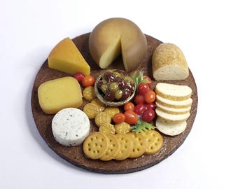 Tavola Salumi In Miniatura 1:12 – Fatta A Mano, Legno, Per Casa Delle Bambole