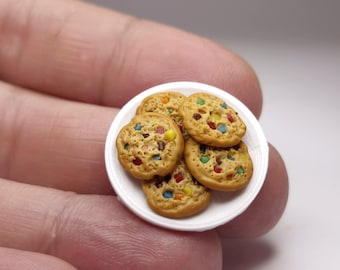 ミニチュア 5 個のキャンディクッキー プレート - 1:12 スケール、リアルなドールハウスフード