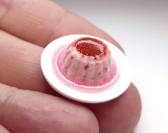 ミニチュア ザクロ ムース デザート - 1:12 スケール、リアルなドールハウスフード