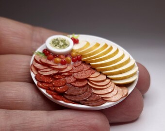 ミニチュアパン＆ミートボード - 1:12スケールのリアルなドールハウスフード