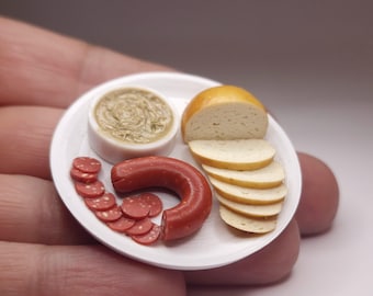 ミニチュアパン、ドイツソーセージ、パテの盛り合わせ、1/12スケールのリアルなドールハウス用食品