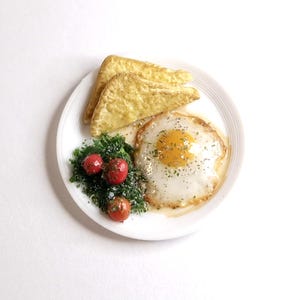 Egg and Toas Breakfast Plate, 1:12 Scale, Realistic Dollhouse Miniature Food, Handmade