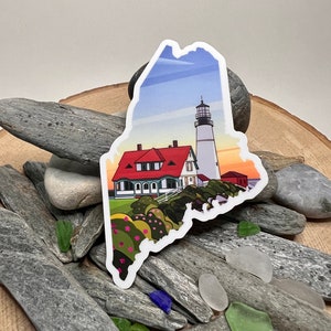 Maine Sticker: Portland Headlight Lighthouse Sticker - Fort Williams Park - Durable Vinyl Decal for Water Bottles, Laptops, Cars & More