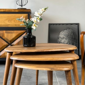 Nesting Coffee Table Set Walnut Side Table Mid Century Modern Living Room Furniture Housewarming Gift zdjęcie 4