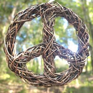 Small Peace Grapevine Wreath – 7 Inch – Handcrafted Wild Muscadine Natural Decor