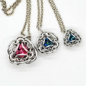 Tria Chain Maille Tutorial image 1