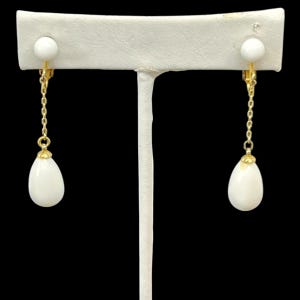 VINTAGE | Signed Marvella White Drop Dangle Earrings | Gold Tone Chain | Clip-On | 1 1/2&quot; L