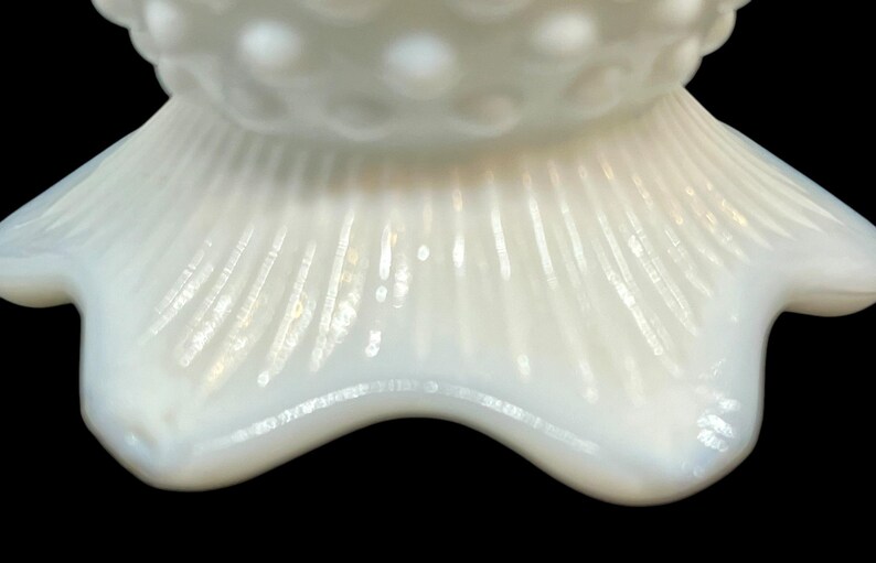 VINTAGE Pair of Fenton White Milk Glass Hobnail Vases Small Crown Top 3