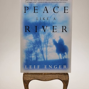 2001 Peace Like A River softcover paperback boek door Leif Enger uitgegeven door Grove Press Books