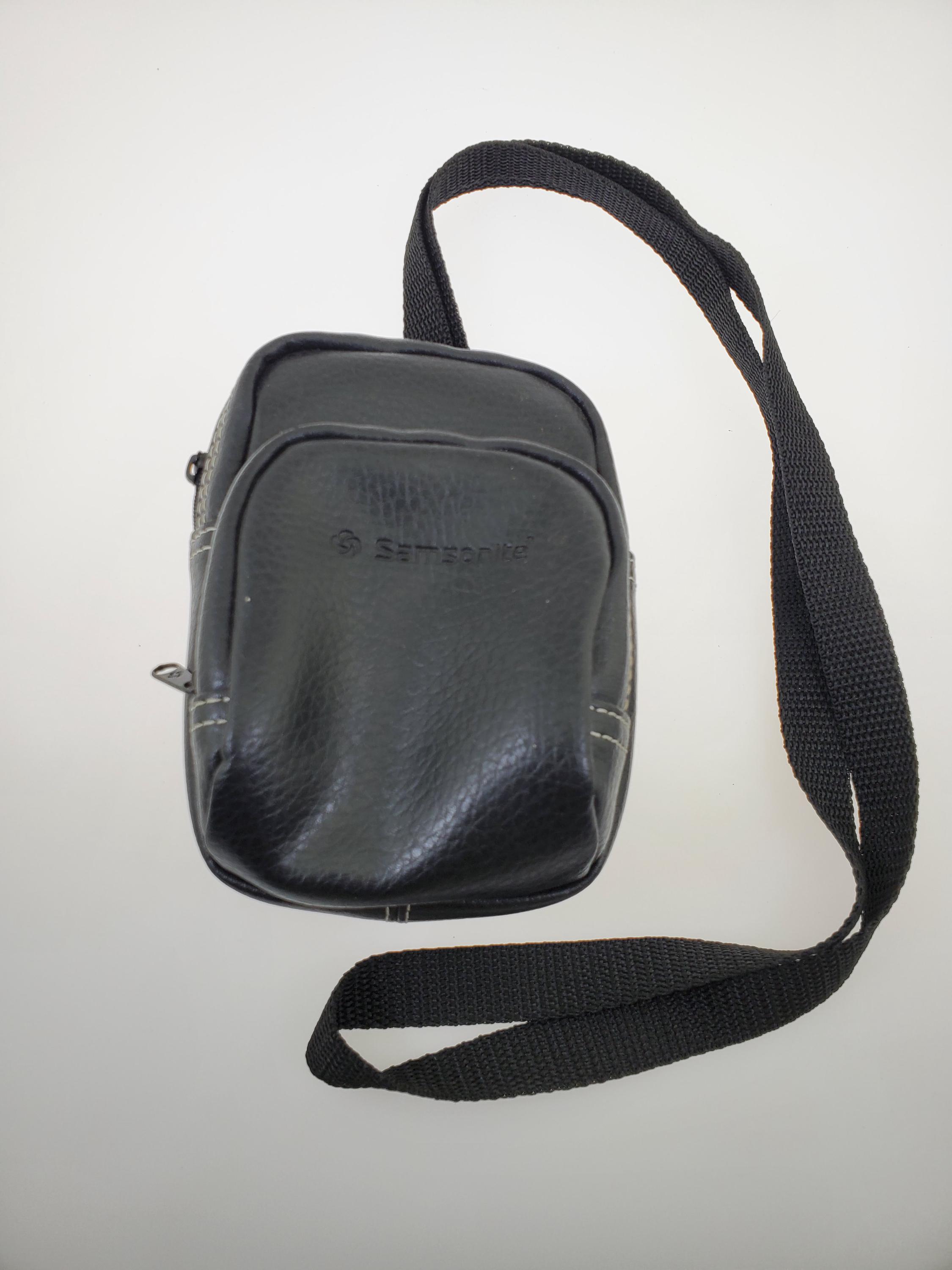 2000s Samsonite 6