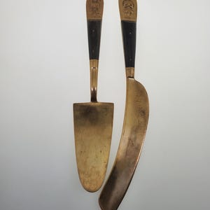 1960&#39;s Brass Thailand Saim Buddhist Pair of Cake Cutting Knife and Serving Utensils