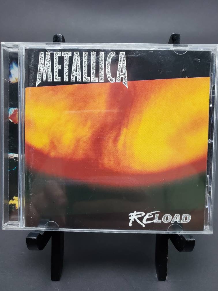 1997 Metallica Reload Compact Disc Elektra 62126 2 CD Isbn 0 75596 21262