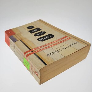 1999 The Art of the Story Softcover Paperback Book edited by Daniel Halpern International Anthology of Contemporary Short Stories