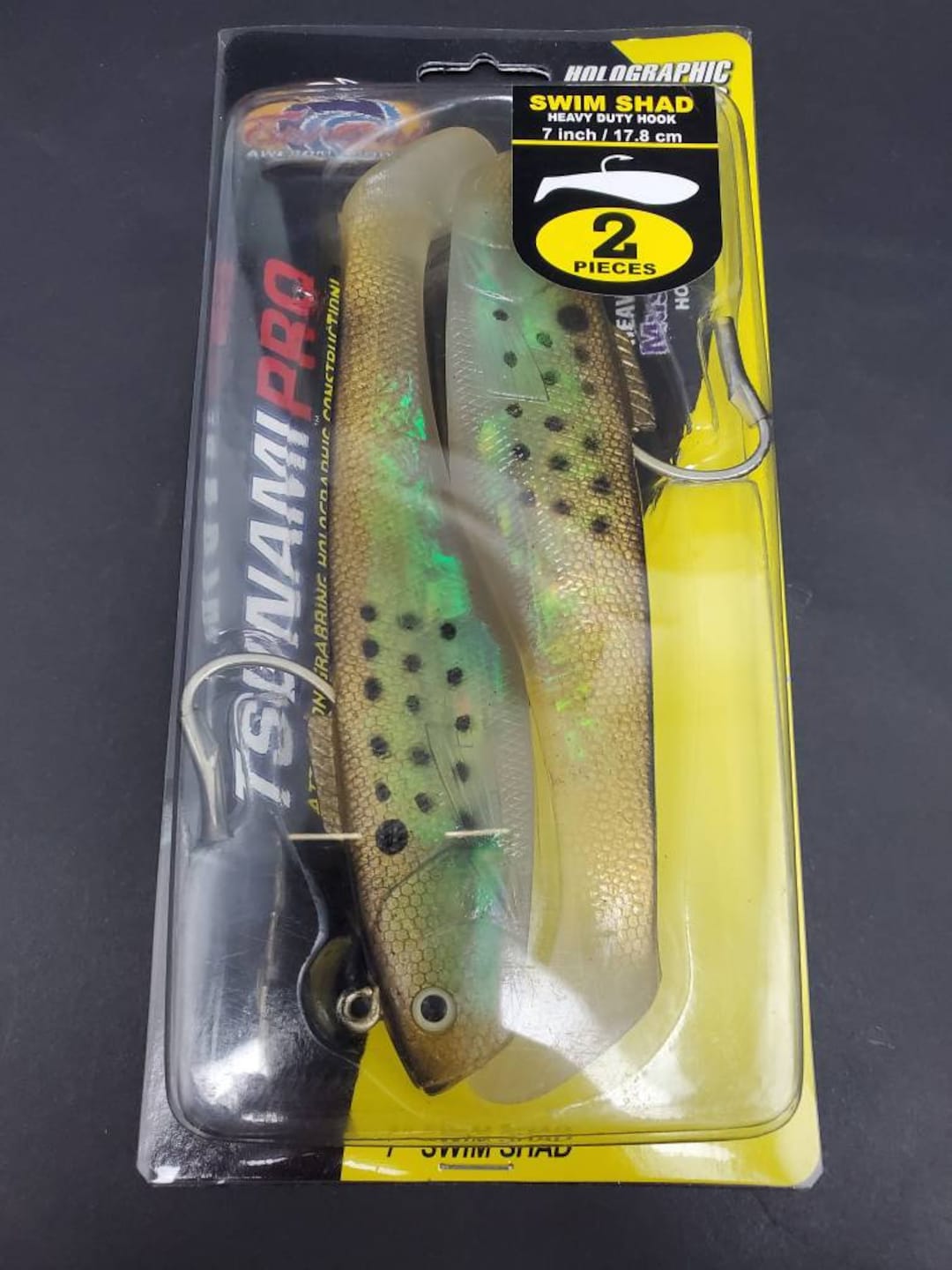 2 7 Tsunami Pro Weighted Swim Shad Golden Bunker W/spots