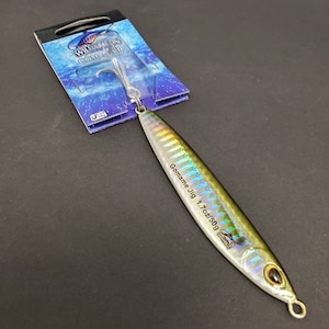 S shape Shad Jig Lure 1 3/4 ounce William Gomame Fishing Treble Hook ISBN 0 22677 21663 8