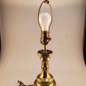 1960&#39;s Hollywood Regency Solid Brass Table Lamp, Mid Century Modern Brass Table Lamp