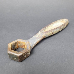 1920&#39;s 7/8&quot; - 1&quot; Hex Handle Tractor Wrench Vintage Primative Antique Iron Steel Tools with Free Shipping