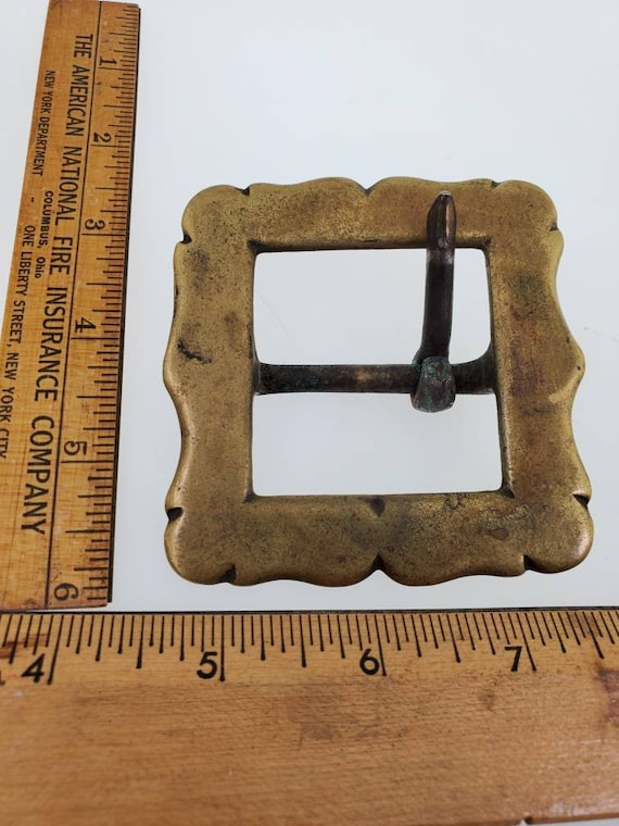 1970s 1 5/8" opening Chunky Brass Belt Buckle - image 10