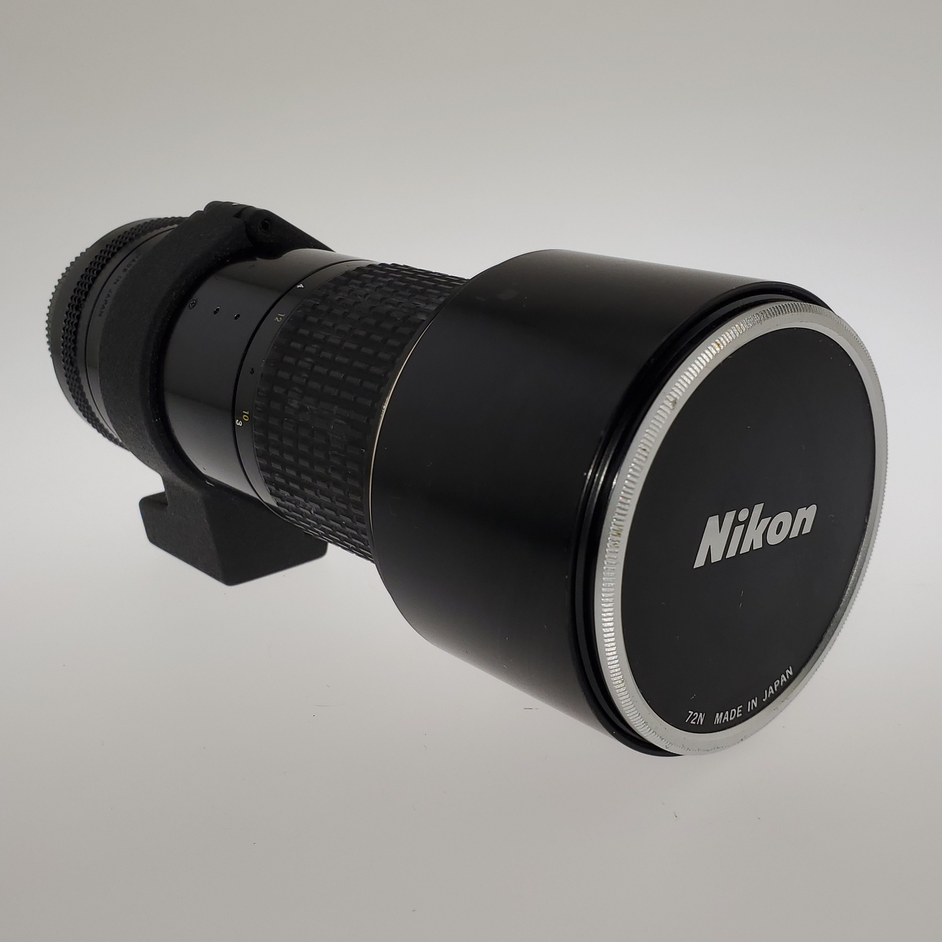 1990s Nikon Nikkor ED 300mm 1:4.5 Tele Zoom Camera Lens 1990s Nikon Nikkor ED 300mm 1:4.5 Tele Zoom Camera Lens