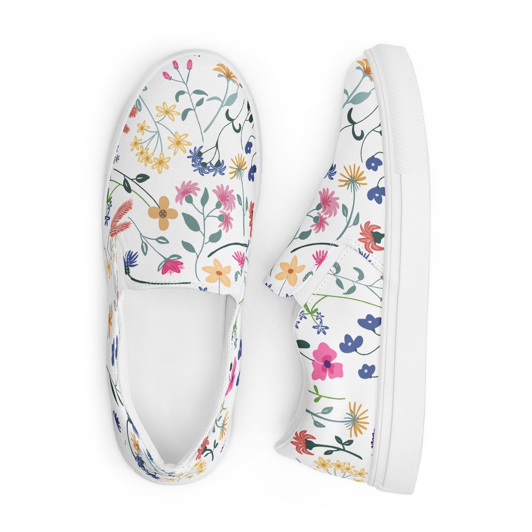 White Gold Pineapple Print Women Canvas Slip On Shoes main image 0