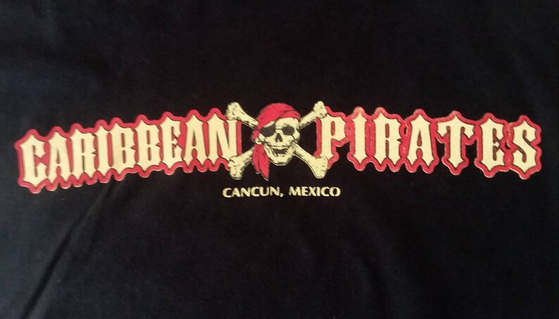 Caribbean Pirates Cancun Mexico T Shirt Medium 38 Chest