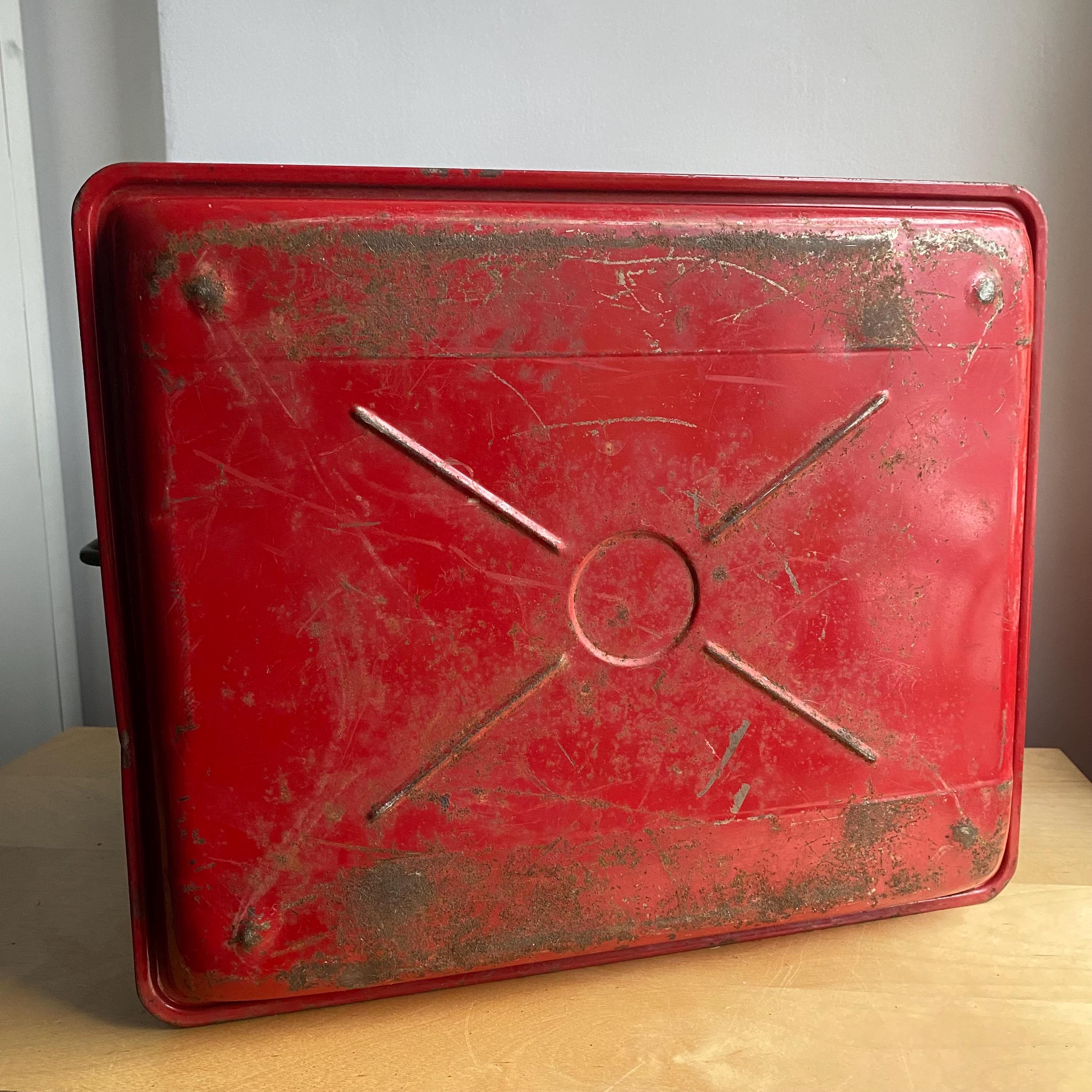 JC Higgins Was a Branded Drink Cooler Marketed Through Sears and