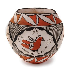 Southwestern Acoma Pueblo Polychrome Olla Parrot Jar