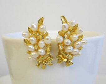 Vintage 22K Gold-Plated Freshwater Pearl Post Earrings