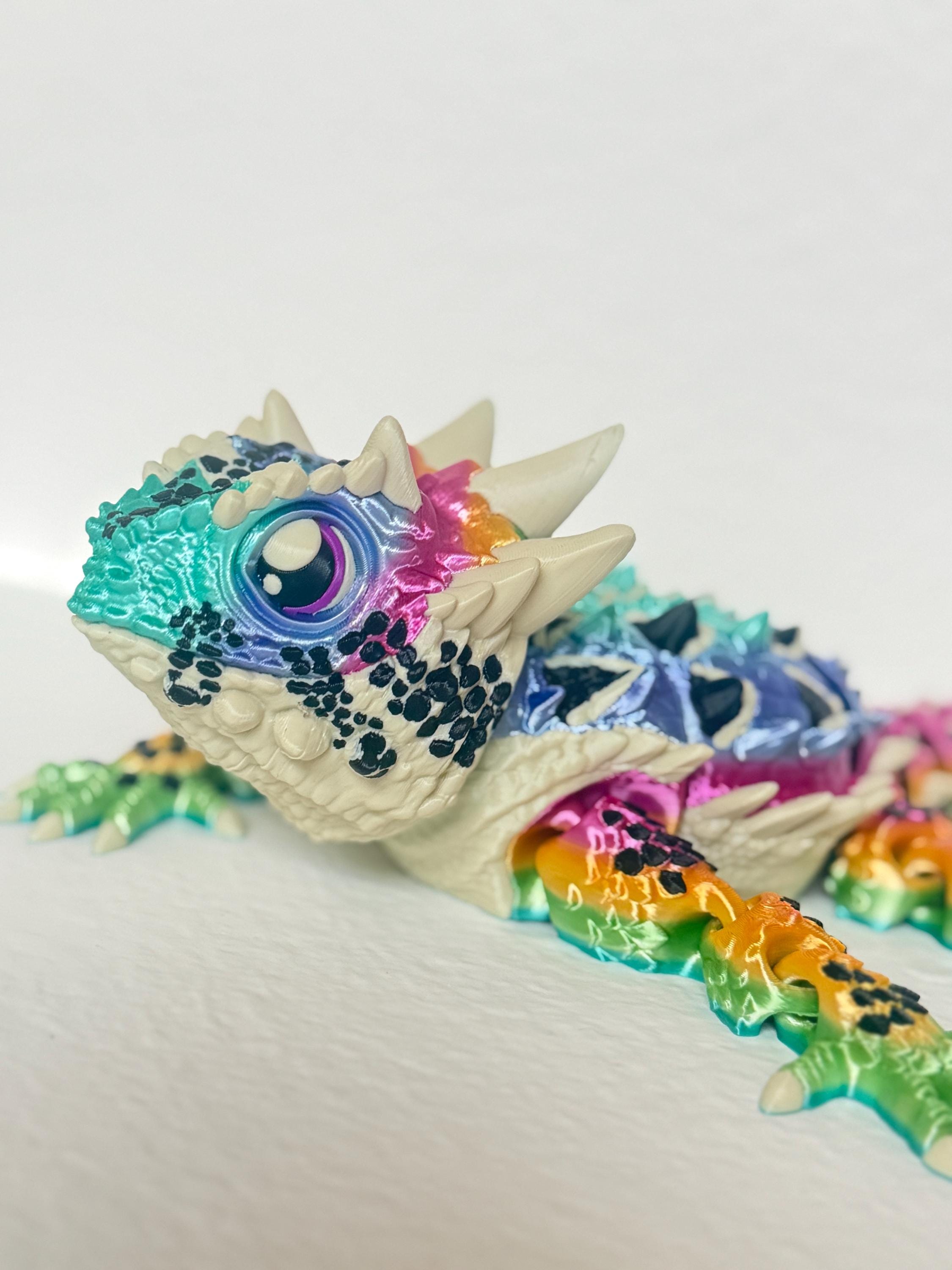 Rainbow Lizard Figurine – Large 3D Printed Horned Lizard • Made to ...