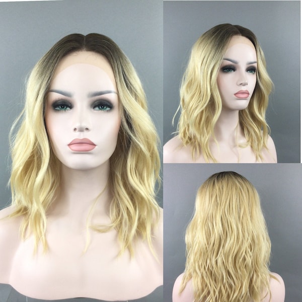 Luxurious LACE-FRONT Center Part High-Heat Synthetic Fiber Wavy Long Bob Wig Brown/Honey Blond Ombre