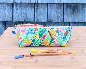 Triangle Pencil Case | Canvas | Zipper Pouch | Rifle Paper Co. | Bramble Lea Floral | White