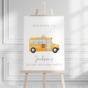 Señal de bienvenida del autobús amarillo, plantilla editable, señal de cumpleaños del autobús escolar, ruedas en el autobús, pancarta de bienvenida, parada del autobús escolar LP62-001h