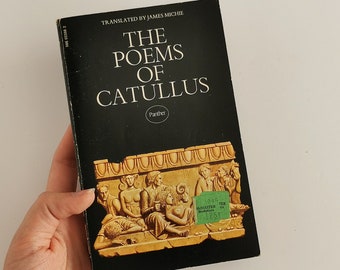 1972 カトゥルスの詩 ペーパーバック、ラテン語-英語翻訳 ジェームズ・ミチー 古典的な愛の詩 エロティカ 古代ラテン語 露骨な文章