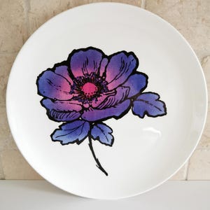 Wedgwood Blue Anemone Large Dinner Plate Susie Cooper Vintage 1970s Design Fine China Modern Pattern Bold Bright Blue Purples Floral Table