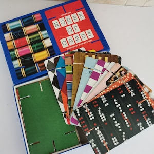 Set House of Cards Charles Eames UNA CARTA MANCANTE Design Vintage di medie dimensioni