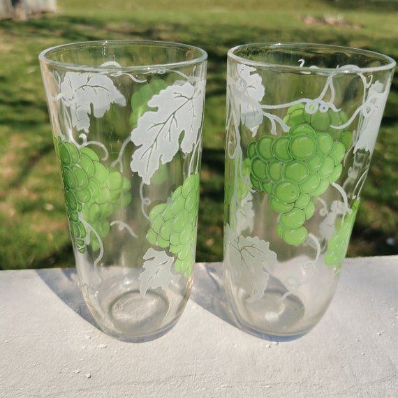 Set of 3 Vintage Etched Glass Tumblers With Grapes Leaves Vines, Drinking  Glasses Retro Juice Grape Leaf Etching 