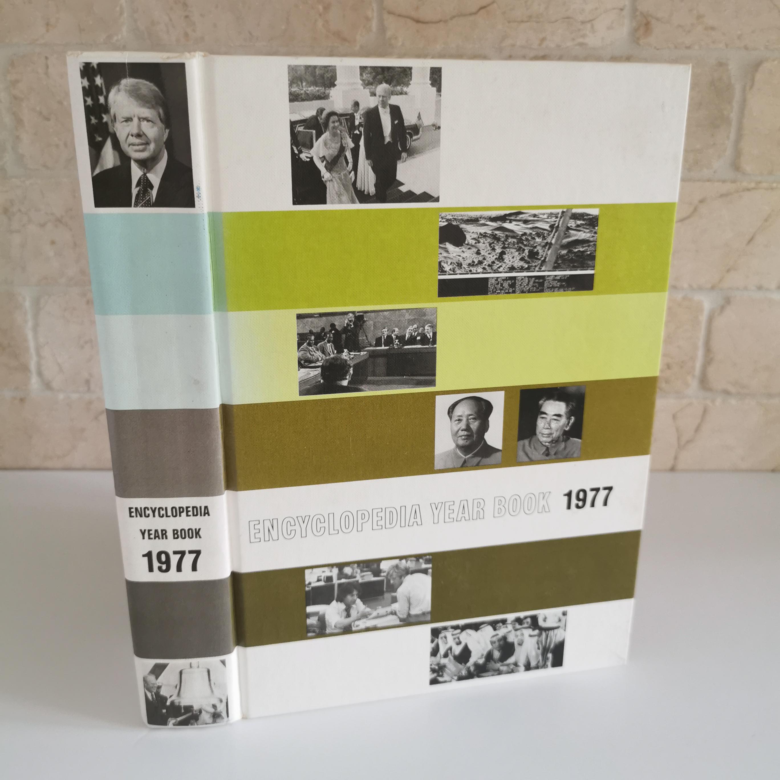 Grolier encyclopedia - Etsy 日本