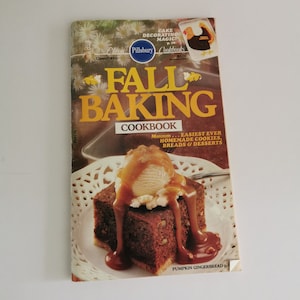 Pillsbury Cookbook 1988 Fall Baking Recipes Booklet DAMAGED Autumn Harvest Vibes
