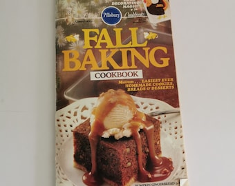 Pillsbury Cookbook 1988 Fall Baking Recipes Booklet DAMAGED Autumn Harvest Vibes