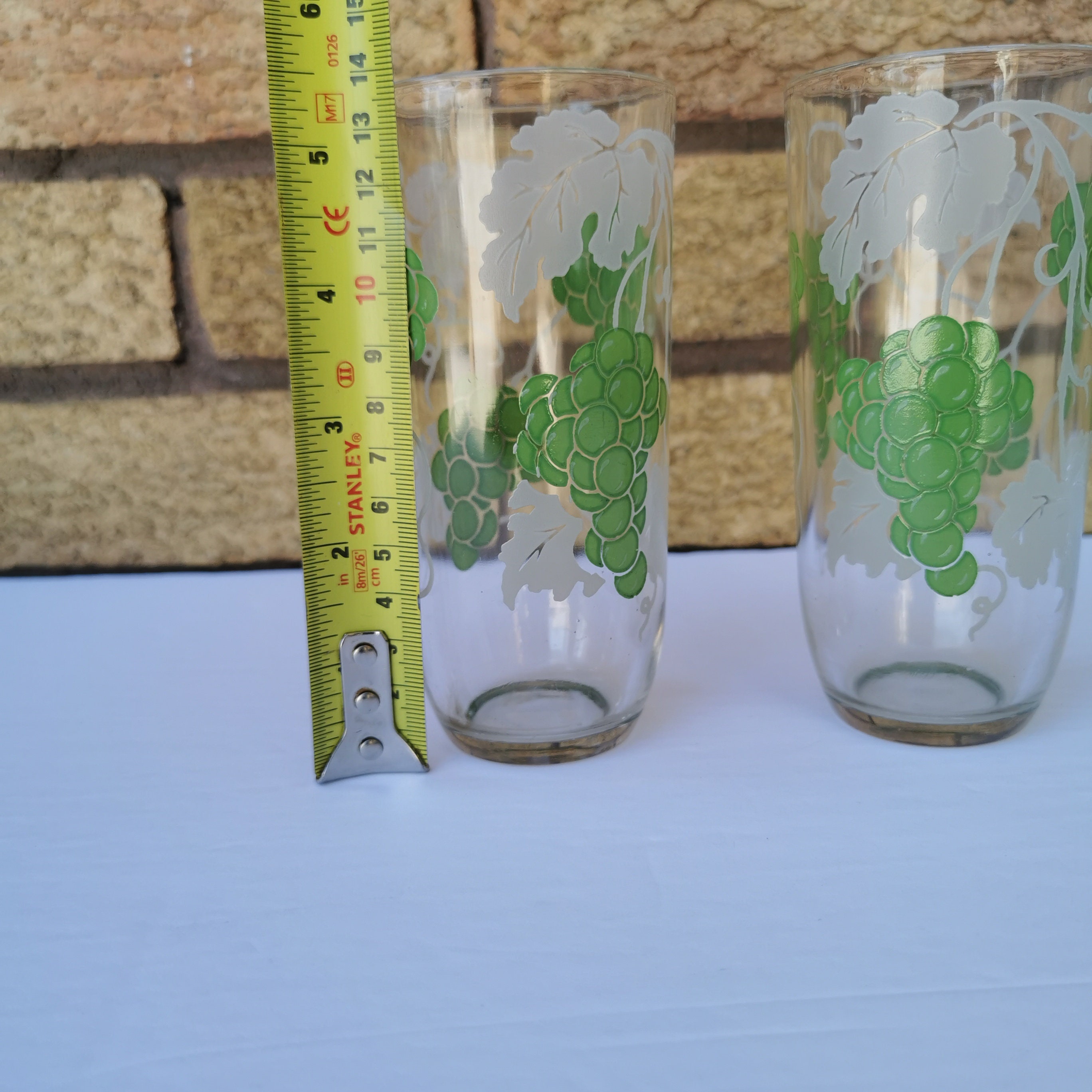 Set of 2 Vintage Etched Glass Tumblers With Green Grapes Etsy Canada